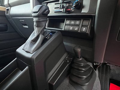 2024 Toyota LAND CRUISER 70 照片 61