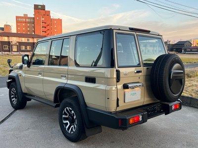 2024 Toyota LAND CRUISER 70 照片 12