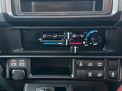 2024 Toyota LAND CRUISER 70 照片 57