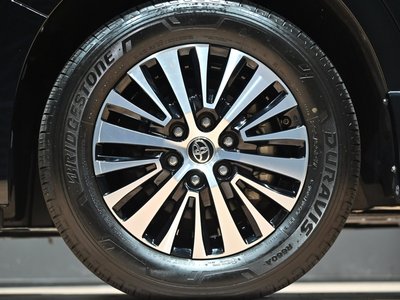 2023 Toyota GRAND ACE — миниатюра 15