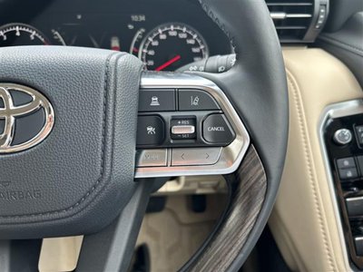 2023 Toyota LAND CRUISER 300 thumbnail 25