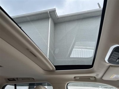 2023 Toyota LAND CRUISER 300 thumbnail 30