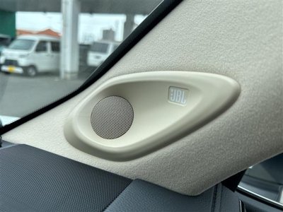 2023 Toyota LAND CRUISER 300 thumbnail 38