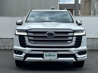 2023 Toyota LAND CRUISER 300 photo 3