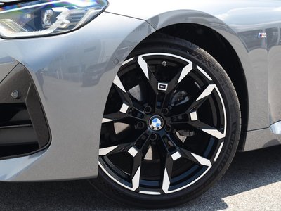 2025 BMW 2 SERIES COUPE photo 5