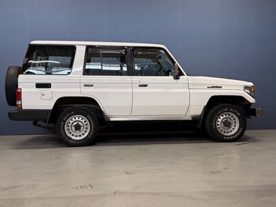 2001 Toyota LAND CRUISER 70 照片 5