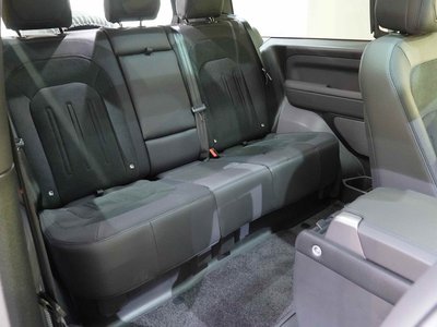 2024 LAND Rover DEFENDER thumbnail 24