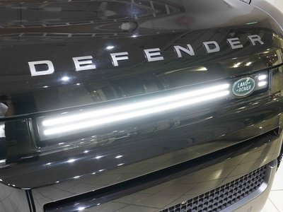 2024 LAND Rover DEFENDER photo 11