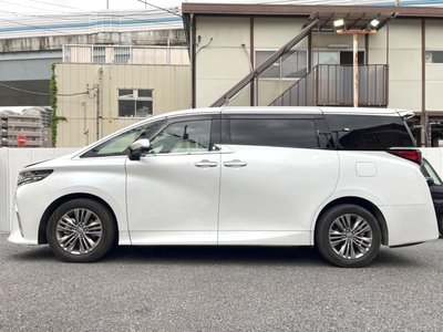 2024 Toyota ALPHARD — фото 29