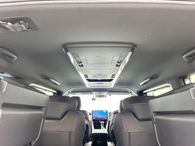 2024 Toyota ALPHARD — фото 38