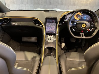 صورة 11 لـ 2025 Ferrari ROMA SPIDER
