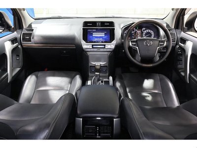 2021 Toyota LAND CRUISER PRADO — фото 4