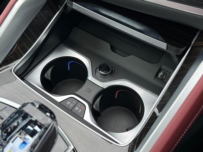 2021 BMW X6 thumbnail 36