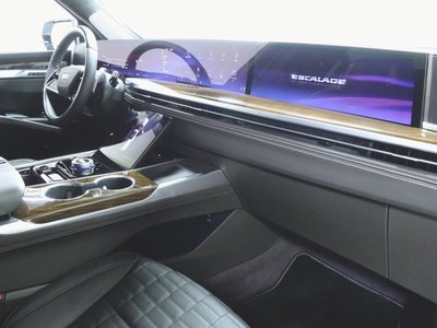 2026 Cadillac ESCALADE — фото 10