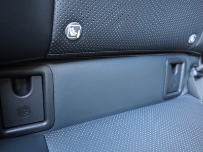 2025 Lexus LBX — миниатюра 39