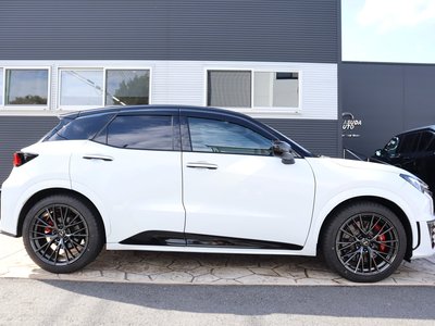 2025 Lexus LBX — миниатюра 4