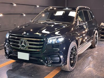 2026 Mercedes-BENZ GLS photo 1