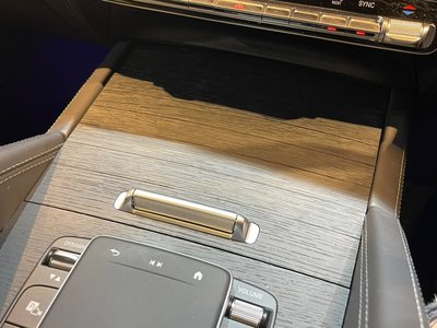 2026 Mercedes-BENZ GLS thumbnail 45
