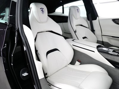 صورة 9 لـ 2025 Ferrari PUROSANGUE