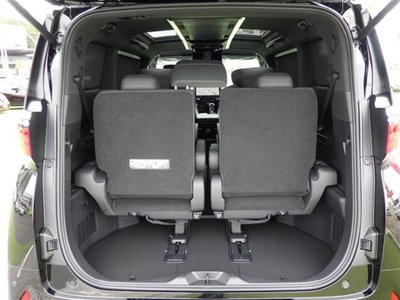 2026 Toyota ALPHARD 照片 28