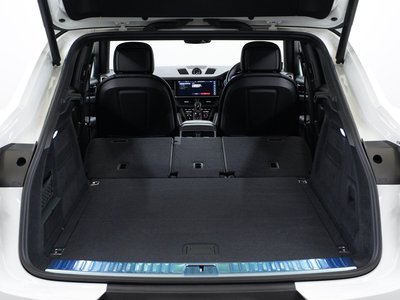 2020 Porsche CAYENNE thumbnail 27