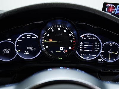 2020 Porsche CAYENNE thumbnail 45