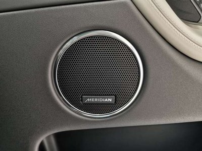 2024 LAND Rover DISCOVERY SPORT photo 11