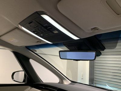 2024 Lexus LM thumbnail 35