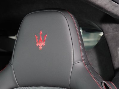 صورة 9 لـ 2022 Maserati MC20