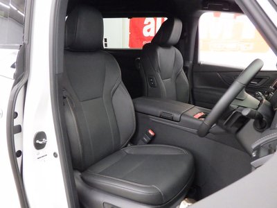 2025 Toyota ALPHARD — фото 11