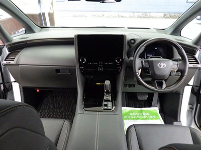 2025 Toyota ALPHARD — фото 14
