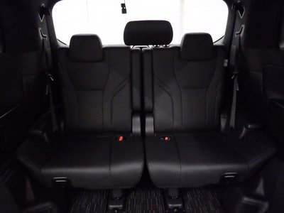 2025 Toyota ALPHARD — фото 19