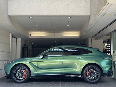 2023 Aston Martin DBX — фото 4