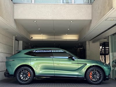 2023 Aston Martin DBX — фото 11