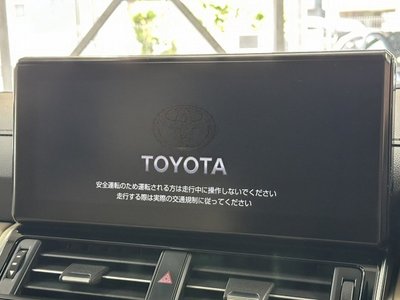 صورة 80 لـ 2023 Toyota LAND CRUISER 300