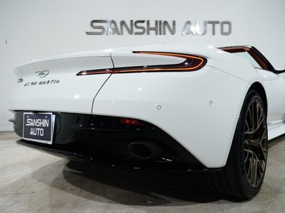 صورة 9 لـ 2025 Aston Martin DB12 VOLANTE