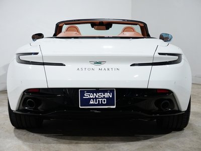 صورة 8 لـ 2025 Aston Martin DB12 VOLANTE