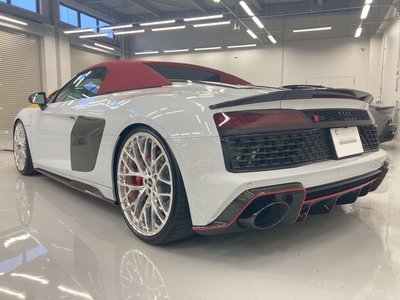 صورة 10 لـ 2020 AUDI R8 SPYDER