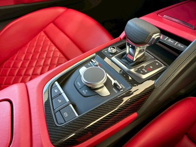 صورة 37 لـ 2020 AUDI R8 SPYDER