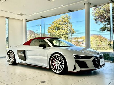 صورة 9 لـ 2020 AUDI R8 SPYDER