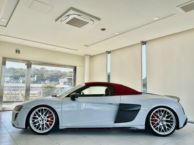 صورة 20 لـ 2020 AUDI R8 SPYDER
