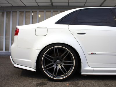 صورة 18 لـ 2008 AUDI RS4