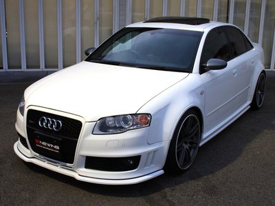 2008 AUDI RS4 — фото 11