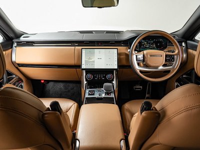 2023 LAND Rover RANGE ROVER photo 2