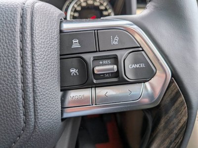 صورة 12 لـ 2024 Toyota LAND CRUISER 300