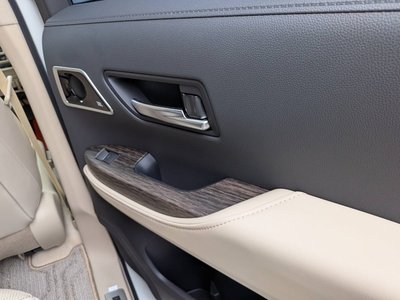 صورة 16 لـ 2024 Toyota LAND CRUISER 300