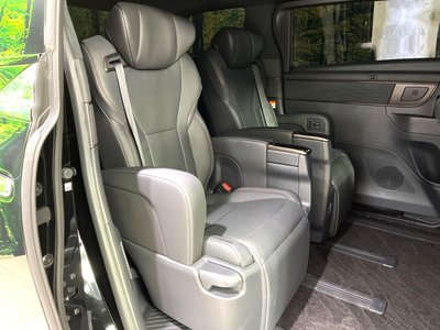 2025 Toyota ALPHARD 照片 10