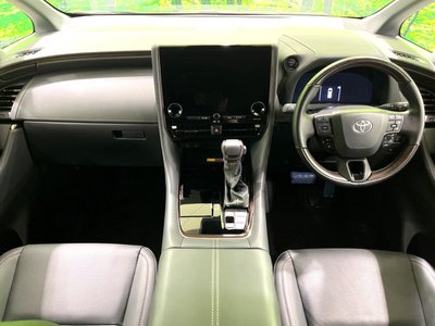 2025 Toyota ALPHARD 照片 3