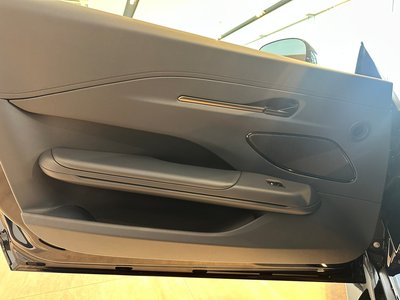 صورة مصغرة 34 لـ 2026 Aston Martin VANTAGE