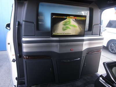 صورة 53 لـ 2016 Toyota ALPHARD